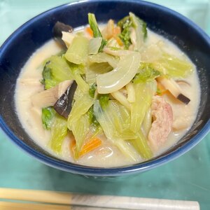 無調整豆乳で豆乳鍋